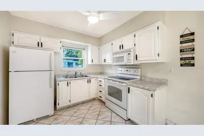 3307 Newtown Boulevard, Sarasota, FL 34234 - Photo 45