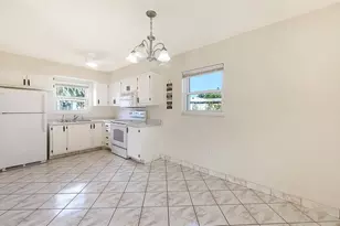 3307 Newtown Blvd, Sarasota, FL 34234 - Photo 9