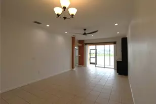 5635 Spanish Point Ct, Palmetto, FL 34221 - Photo 7