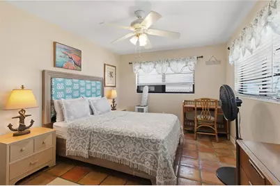 311 59th Street, Holmes Beach, FL 34217 - Photo 13
