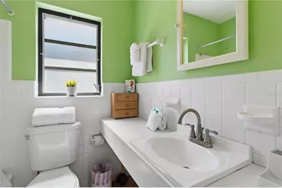311 59th Street, Holmes Beach, FL 34217 - Photo 15