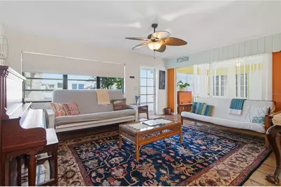 311 59th Street, Holmes Beach, FL 34217 - Photo 5