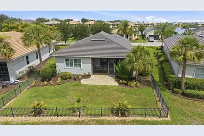 5029 Lake Overlook Avenue, Bradenton, FL 34208 - Photo 3