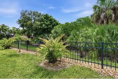 5029 Lake Overlook Avenue, Bradenton, FL 34208 - Photo 35