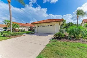 4909 Clubview Ct E, Bradenton, FL 34203 - Photo 7