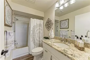 4909 Clubview Ct E, Bradenton, FL 34203 - Photo 39