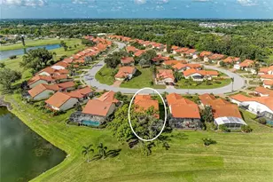 4909 Clubview Ct E, Bradenton, FL 34203 - Photo 3