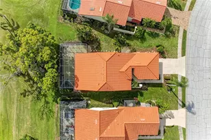 4909 Clubview Ct E, Bradenton, FL 34203 - Photo 5