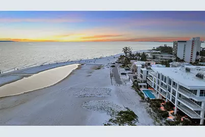 70 Avenida Veneccia #201, Sarasota, FL 34242 - Photo 3