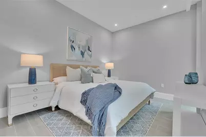 70 Avenida Veneccia #201, Sarasota, FL 34242 - Photo 37