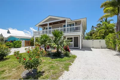 203 72nd Street, Holmes Beach, FL 34217 - Photo 3