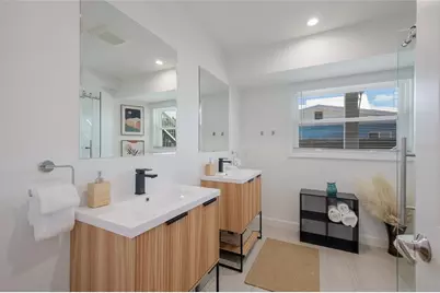 203 72nd Street, Holmes Beach, FL 34217 - Photo 13