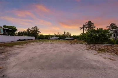 508 77th Street, Bradenton Beach, FL 34217 - Photo 27