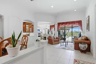 815 Tropez Ln, Venice, FL 34292 - Photo 9