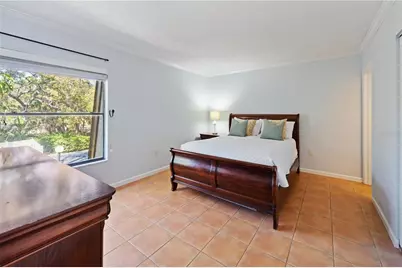 4574 Ringwood Meadow #4, Sarasota, FL 34235 - Photo 5
