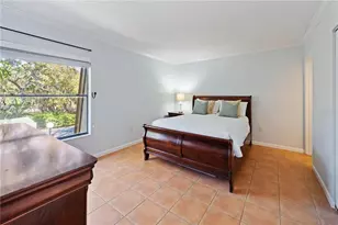 4574 Ringwood Meadow, Sarasota, FL 34235 - Photo 5