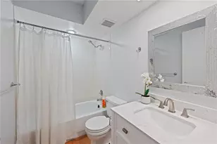 4574 Ringwood Meadow, Sarasota, FL 34235 - Photo 9