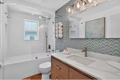 6203 Holmes Boulevard, Holmes Beach, FL 34217 - Photo 27