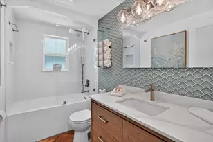 6203 Holmes Blvd, Holmes Beach, FL 34217 - Photo 27