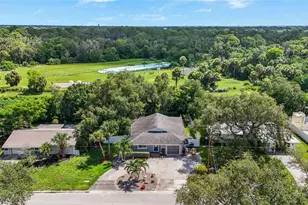 2129 Linwood Dr, Sarasota, FL 34232 - Photo 47