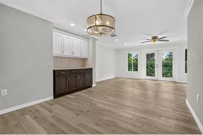 2129 Linwood Drive, Sarasota, FL 34232 - Photo 5