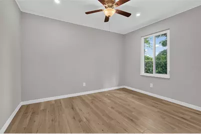 2129 Linwood Drive, Sarasota, FL 34232 - Photo 35