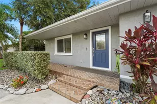 2129 Linwood Dr, Sarasota, FL 34232 - Photo 13