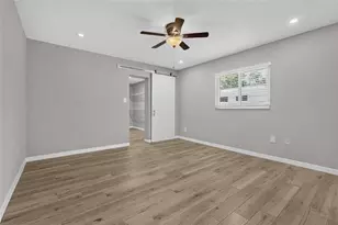 2129 Linwood Dr, Sarasota, FL 34232 - Photo 27
