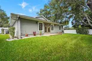 2129 Linwood Dr, Sarasota, FL 34232 - Photo 43