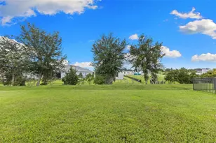 13840 Old Creek Ct, Parrish, FL 34219 - Photo 7