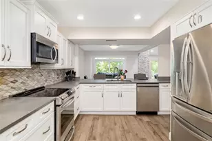 5182 Lancewood Dr, Sarasota, FL 34232 - Photo 21