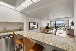 1095 Gulf of Mexico Dr, Longboat Key, FL 34228 - Photo 15