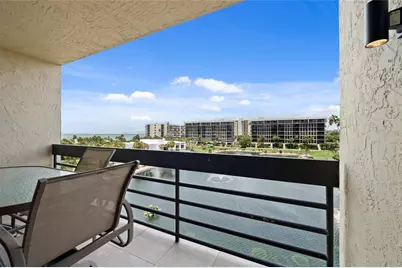 1095 Gulf Of Mexico Drive #303, Longboat Key, FL 34228 - Photo 31