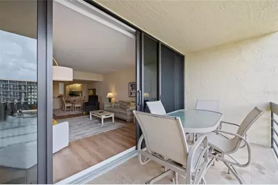 1095 Gulf Of Mexico Drive #303, Longboat Key, FL 34228 - Photo 29