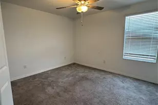 36569 Smithfield Ln, Zephyrhills, FL 33541 - Photo 17
