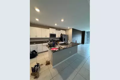 36569 Smithfield Lane, Zephyrhills, FL 33541 - Photo 5