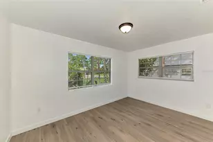 2136 Brueckner Dr, Sarasota, FL 34231 - Photo 27