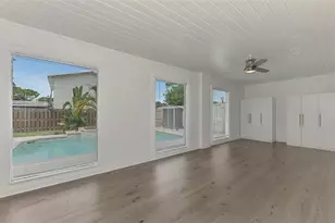 2136 Brueckner Dr, Sarasota, FL 34231 - Photo 17