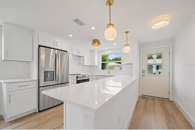 683 Spanish Drive S #214, Longboat Key, FL 34228 - Photo 5