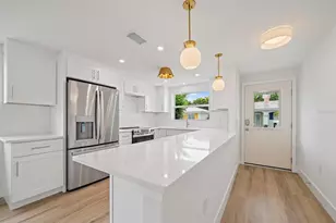 683 Spanish Dr S, Longboat Key, FL 34228 - Photo 5