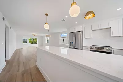683 Spanish Drive S #214, Longboat Key, FL 34228 - Photo 11