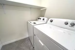 12724 Lateral Root Dr, Sarasota, FL 34238 - Photo 15