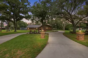 10616 Forest Run Dr, Bradenton, FL 34211 - Photo 1