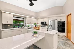 10616 Forest Run Dr, Bradenton, FL 34211 - Photo 21