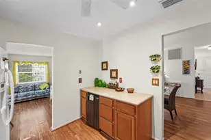 5970 80th St N, Saint Petersburg, FL 33709 - Photo 7