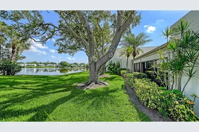 301 Timberlake Drive, Bradenton, FL 34210 - Photo 37