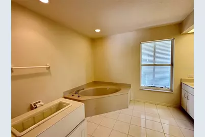 5024 Southern Pine Circle, Venice, FL 34293 - Photo 37