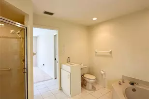 5024 Southern Pine Cir, Venice, FL 34293 - Photo 39