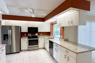 5024 Southern Pine Cir, Venice, FL 34293 - Photo 19