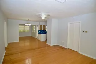 3525 Iroquois Ave, Sarasota, FL 34234 - Photo 3